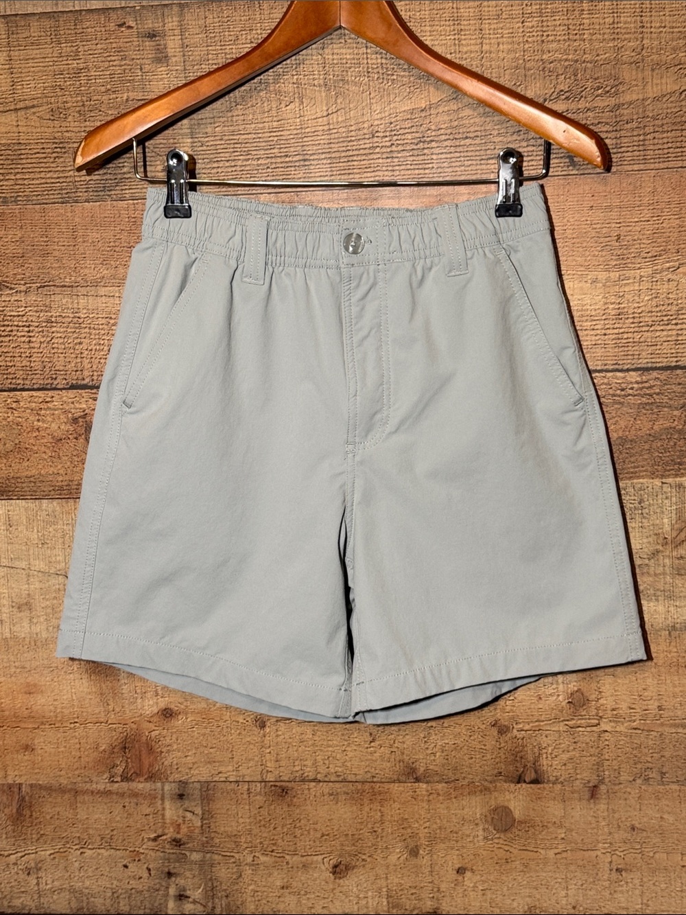 SSCO The Southern Shirt Company Nomad Shorts Ice Gray size Small 7” Inseam